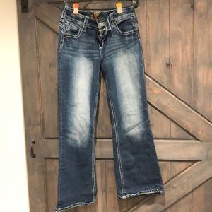 Maurices jeans